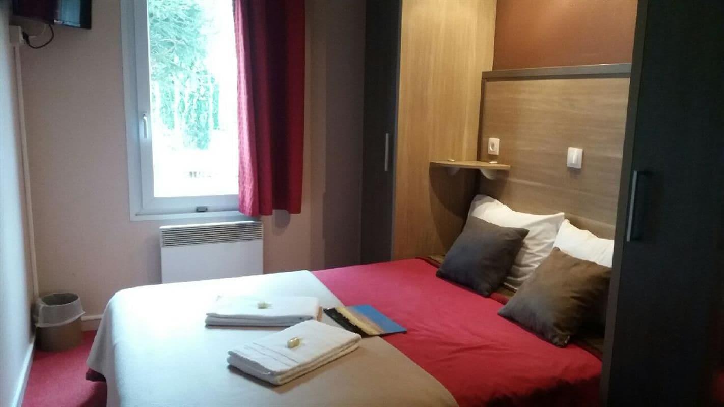Hotel Lou Mistralou Saint-Andiol Zewnętrze zdjęcie