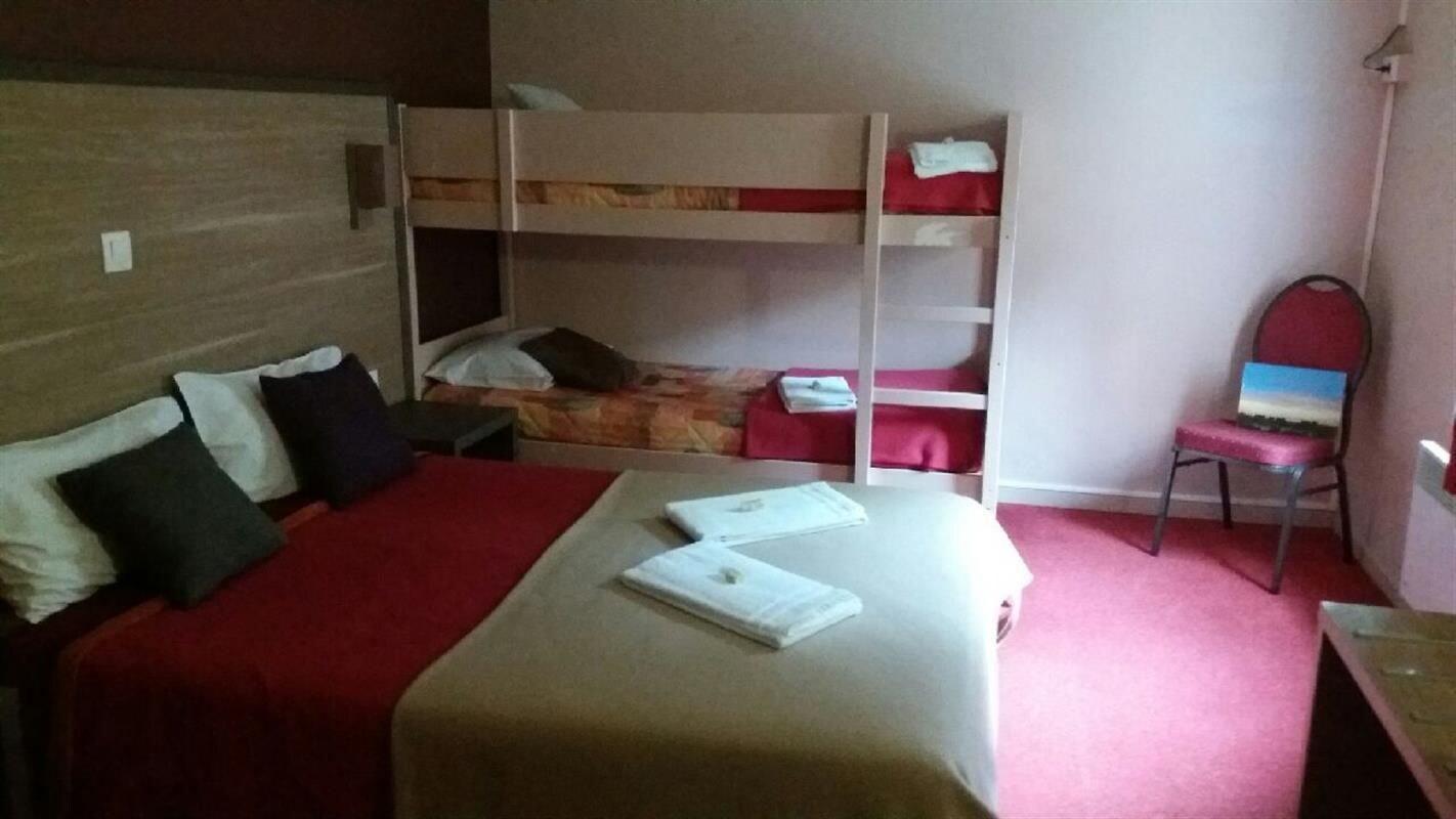 Hotel Lou Mistralou Saint-Andiol Zewnętrze zdjęcie
