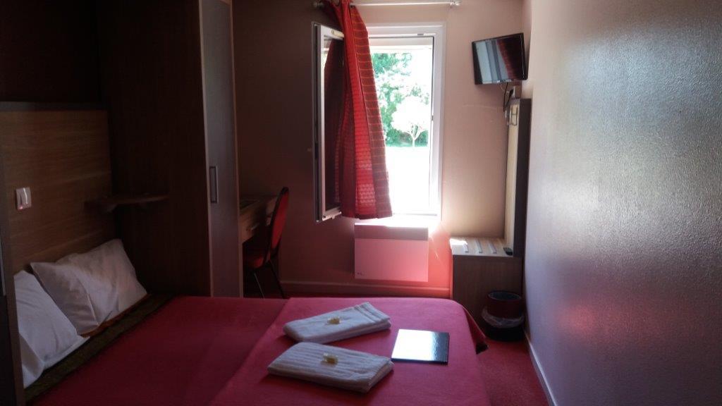 Hotel Lou Mistralou Saint-Andiol Zewnętrze zdjęcie