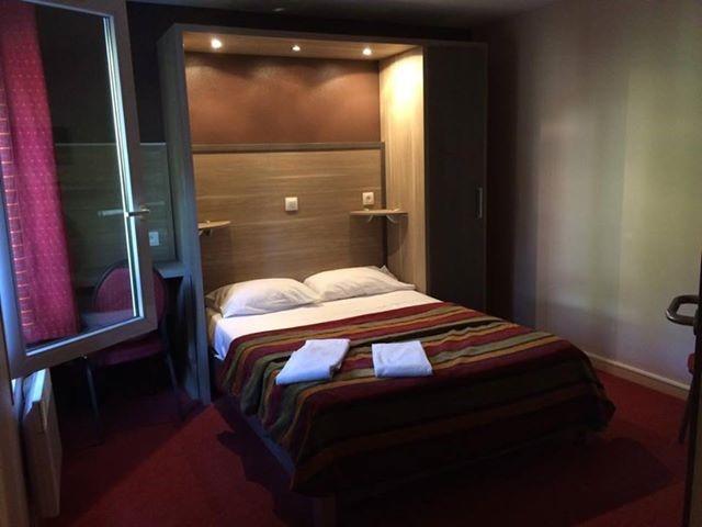 Hotel Lou Mistralou Saint-Andiol Zewnętrze zdjęcie