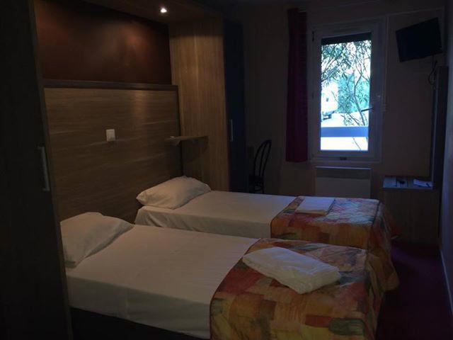 Hotel Lou Mistralou Saint-Andiol Zewnętrze zdjęcie